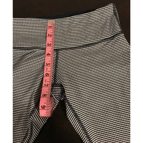 Lululemon Wunder Under Crop II (Roll Down) Gingham Luon White Black - Size 4 - Picture 7 of 9